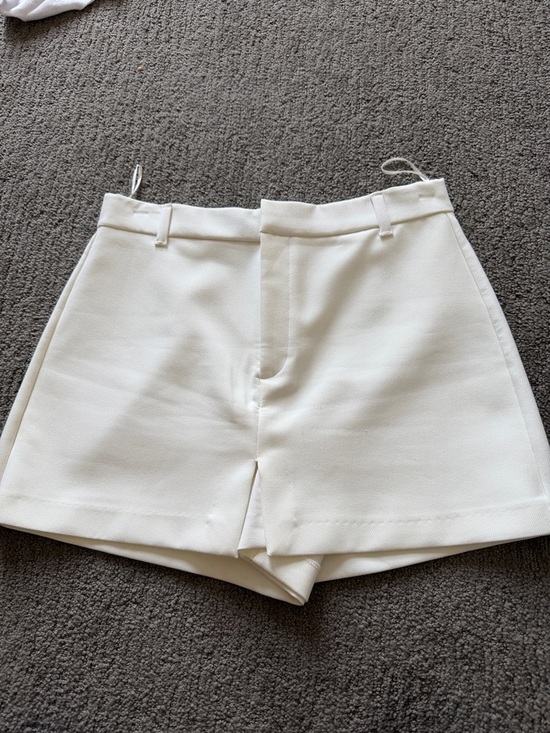 Zara Pants - Classic White High-Waist Women's Skort